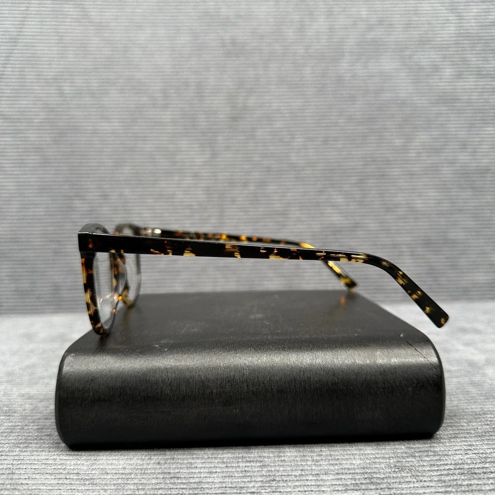 Warby Parker Gillian M 302 Tortoise Shell Y2K Eyeglasses Frames 52-20-145 Unisex